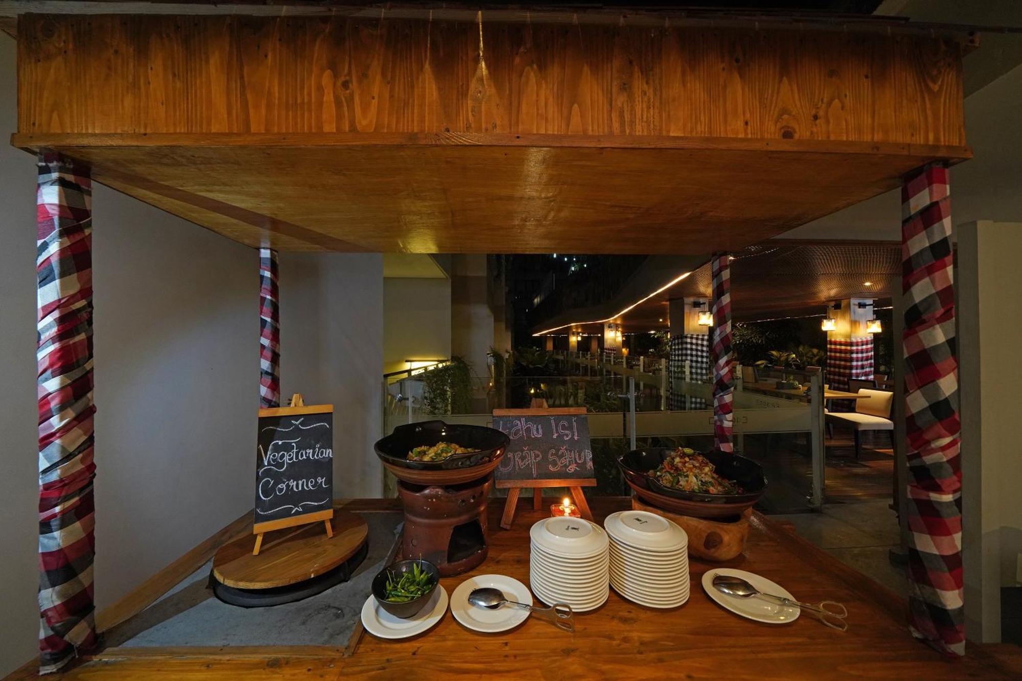 Hotel Episode Kuta Lombok Exterior foto